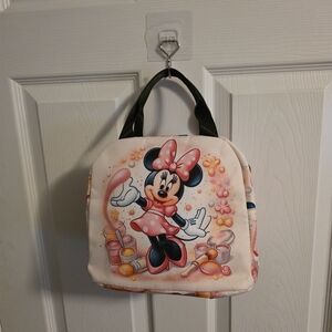 Minnie Mouse Pink and Black Lunch Bag.   New Without Tags, Insulated